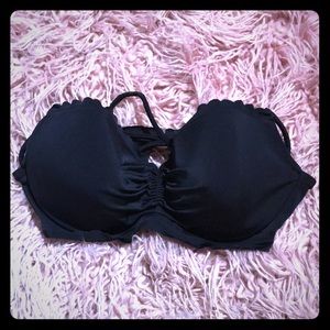 VICTORIA’S SECRET Black Mermaid Halter Bikini Top EUC 34c